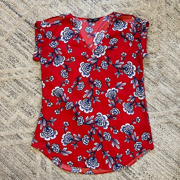Express Tops - Express Blouse - Red and Blue Floral - Peep Shoulder.